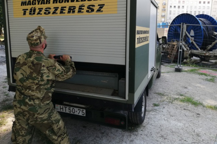 Második világháborús légvédelmi repeszlőszerek kerültek elő Lepsényben