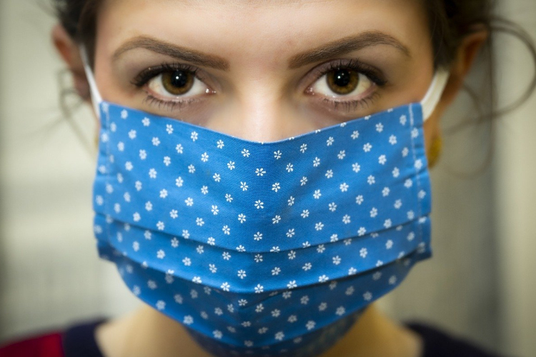 Szicíliában is újból kötelező a szájmaszk viselése szabadtéren