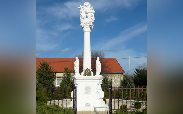 „A háborúk nem oldottak meg még semmiféle problémát...”