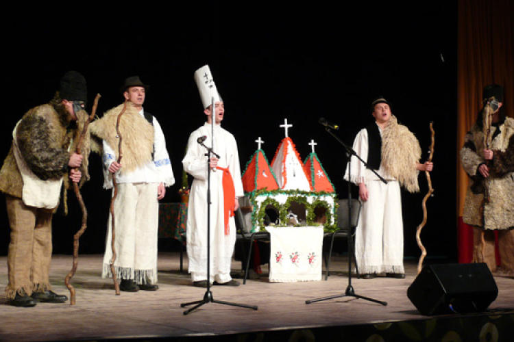 Szeretet és összetartozás - A civilek karácsonyi ajándéka