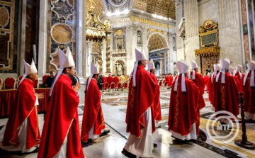 Pápaválasztás - Szentszéki szóvivő: a bíborosok szerint a következő pápának az emberekhez közeli pásztornak kell lennie