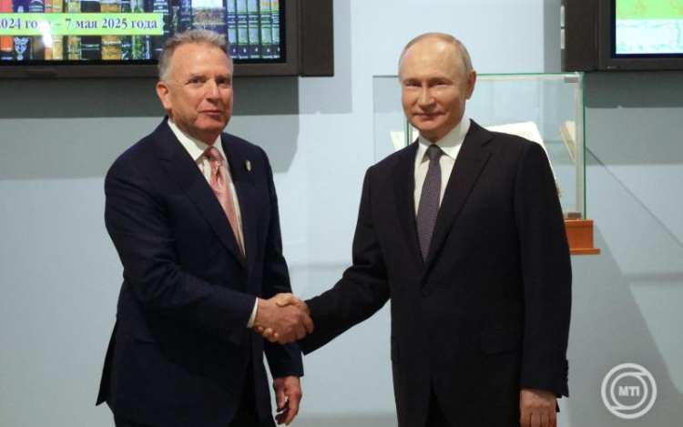 Fehér Ház: Donald Trump különmegbízottja közvetlen tárgyalást folytat Vlagyimir Putyinnal a tűzszünet előmozdítása érdekében