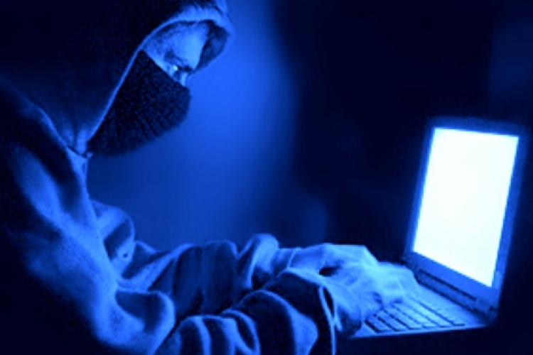 Csalás álláshirdetésekkel