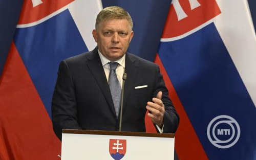 Robert Fico: elfogadhatatlan és öngyilkosság lenne az orosz energiahordozók behozatalának teljes leállítását célzó EB-terv