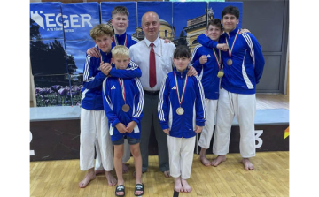 Erős mezőnyben is helytálltak a Dombóvári Karatesuli versenyzői